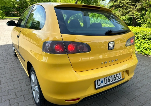 Seat Ibiza cena 9800 przebieg: 165000, rok produkcji 2007 z Zawiercie małe 466